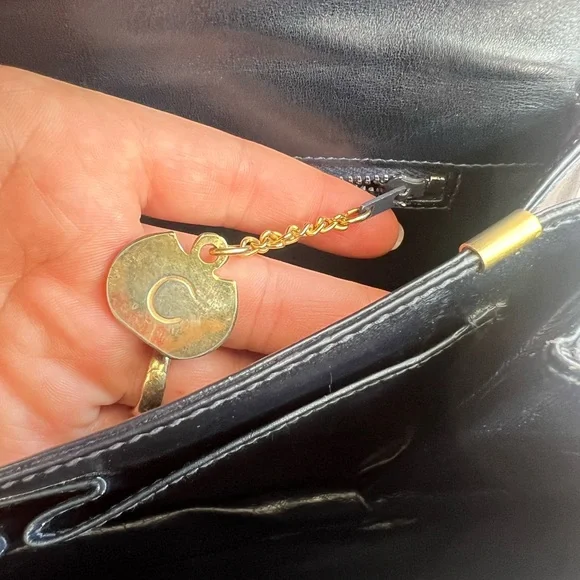 SOLD Vintage Celine Bag - Picture 9 of 17